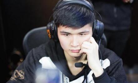 进一步拉近 进一步拉近