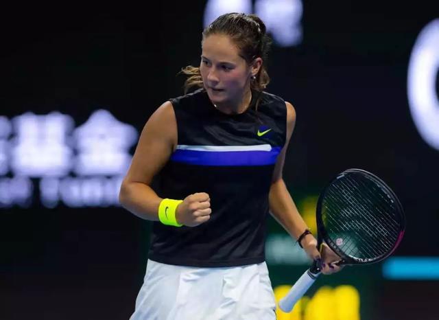 大的赛场上 大的赛场上